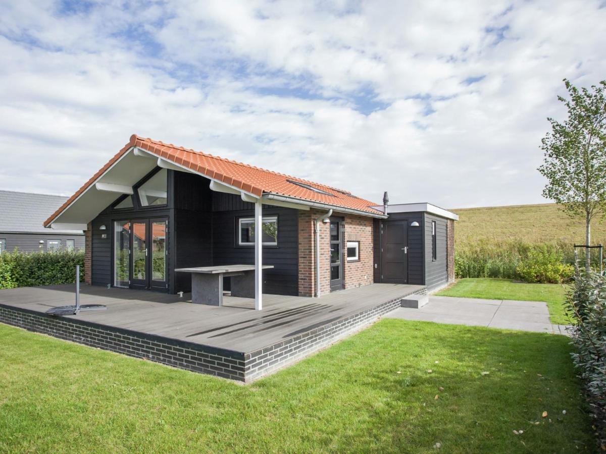 Holiday Home In Kattendijke With Terrace Eksteriør bilde
